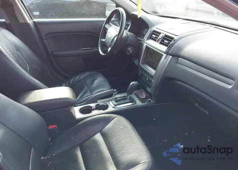 2010 Ford Fusion z USA, uszkodzony, nr VIN 3FADP0L39AR217198